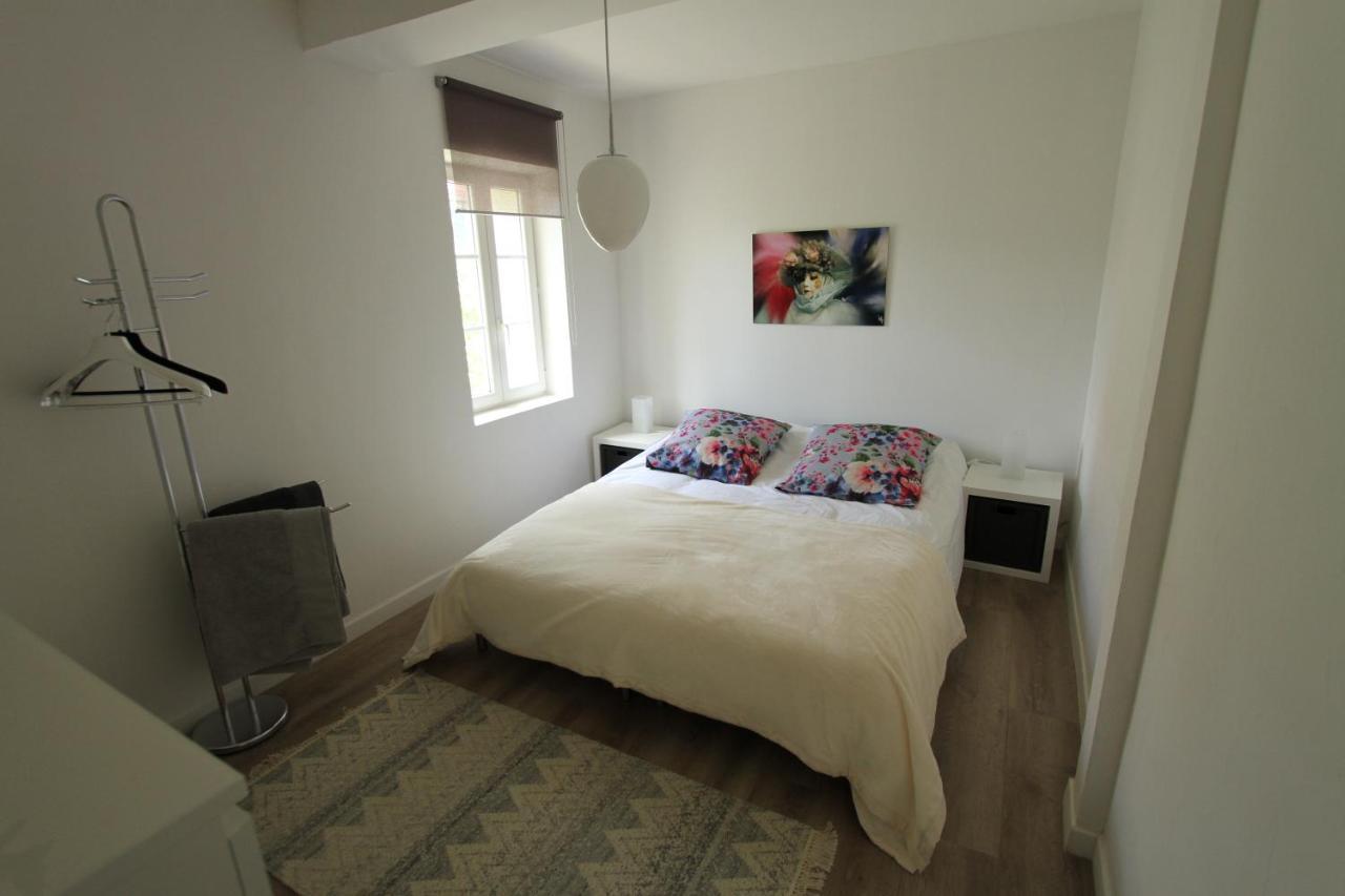 Maison Avec Piscine Et Jardin- 4 Chambres 8 Pers 쿠어스 외부 사진